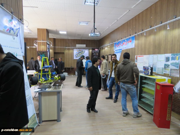 نمایشگاهی از دستاوردهای دانشجویان آموزشکده 2