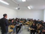 بازدید دانش آموزان هنرستان از آموزشکده 10