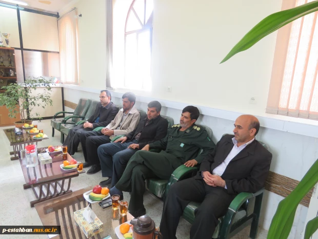 بازدید سرهنگ شیبانی فرمانده سپاه استهبان از دانشکده فنی امام حسین(ع)  2