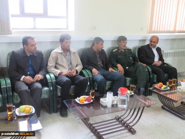 بازدید سرهنگ شیبانی فرمانده سپاه استهبان از دانشکده فنی امام حسین(ع)  2