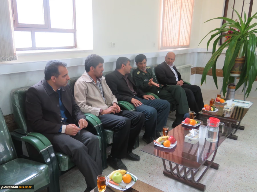 بازدید سرهنگ شیبانی فرمانده سپاه استهبان از دانشکده فنی امام حسین(ع)  2