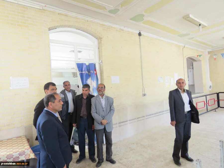بازدید مسئولین استان و شهرستان از دانشکده فنی استهبان 5