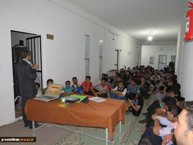 کارگاه آموزشی راکبین موتور سوار با حضور سرهنگ توسلی 9