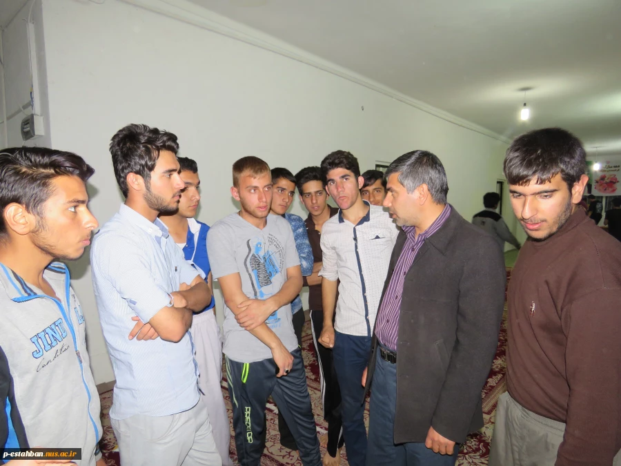 حضور مسئولین آموزشکده در جمع دانشجویان خوابگاه 2