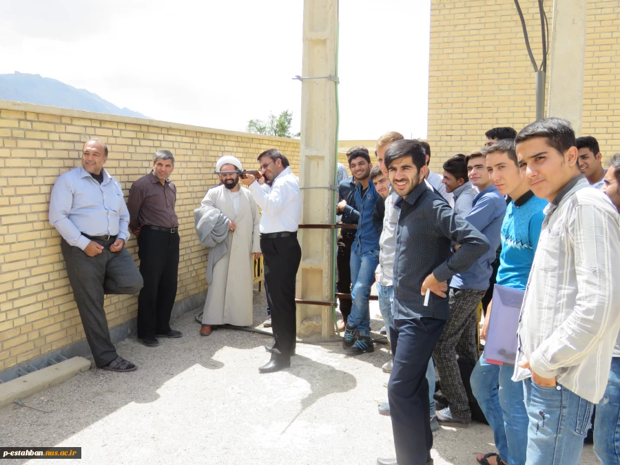 مسابقه تیراندازی در بین کارکنان آموزشکده بمناسبت گرامیداشت هفته معلم اردیبهشت95 6