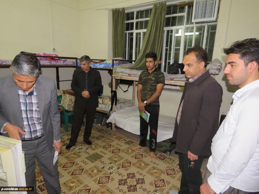 بازدید مسئولین آموزشکده از خوابگاه دانشجویی به مناسبت هفته بسیج و روز دانشجو آذرماه 96 4