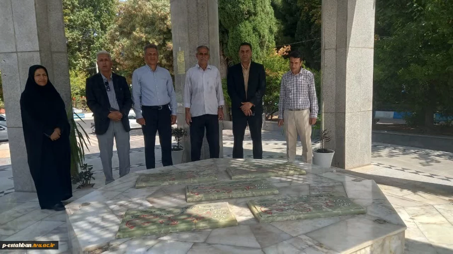 برگزاری مراسم اهتزاز پرچم و گرامیداشت آغاز سال تحصیلی جدید در آموزشکده ملی مهارت استهبان  7
